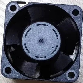 Người hâm mộ hiện tại học tập cho ngành hàng không vũ trụ